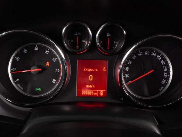 Opel Zafira C с пробегом 2013 года, цена 1 149 000 рублей, 226983 км, компактвэн, Автокод Объявления