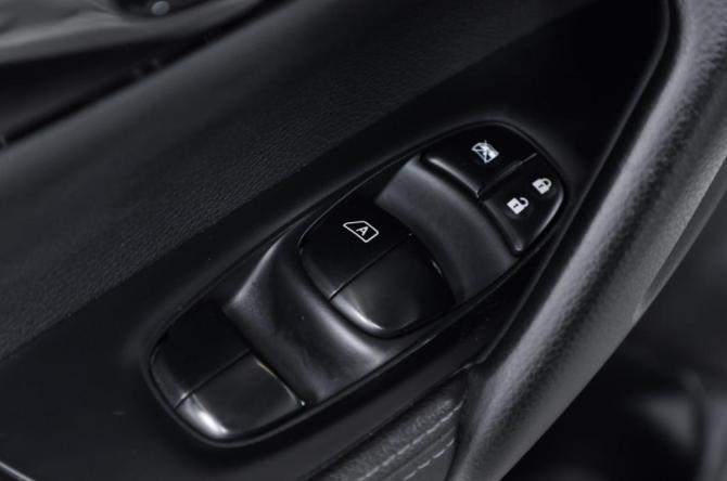 Nissan Qashqai II с пробегом 2014 года, цена 1 649 000 рублей, 183000 км, внедорожник, Автокод Объявления