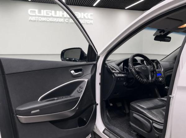Hyundai Santa Fe III с пробегом 2012 года, цена 1 710 000 рублей, 217830 км, внедорожник, Автокод Объявления