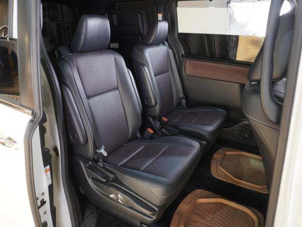 Toyota Esquire I Рестайлинг с пробегом 2019 года, цена 2 599 000 рублей, 66328 км, минивэн, Автокод Объявления