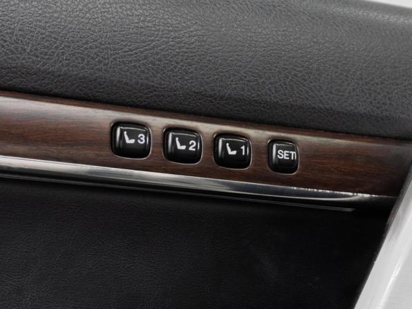 Toyota Land Cruiser 200 Series Рестайлинг 2 с пробегом 2018 года, цена 6 839 000 рублей, 176053 км, внедорожник, Автокод Объявления