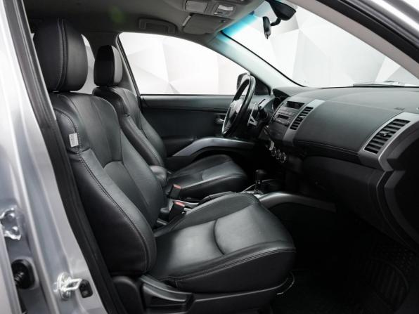 Citroen C-Crosser с пробегом 2011 года, цена 1 215 000 рублей, 212000 км, внедорожник, Автокод Объявления