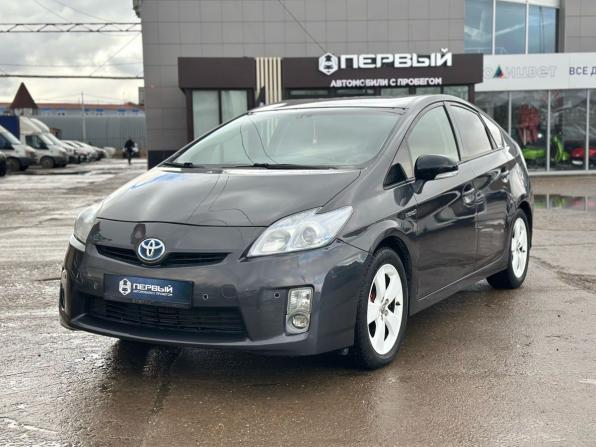 Toyota Prius III (XW30) с пробегом 2011 года, цена 930 000 рублей, 186916 км, лифтбек, Автокод Объявления