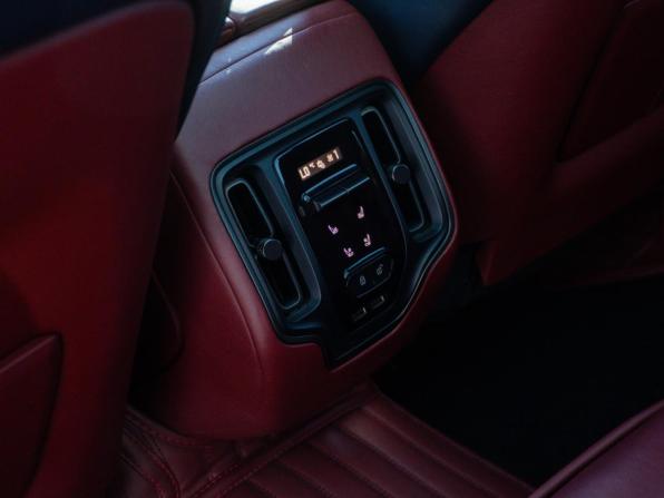 Aston Martin DBX I с пробегом 2021 года, цена 20 092 050 рублей, 69477 км, внедорожник, Автокод Объявления