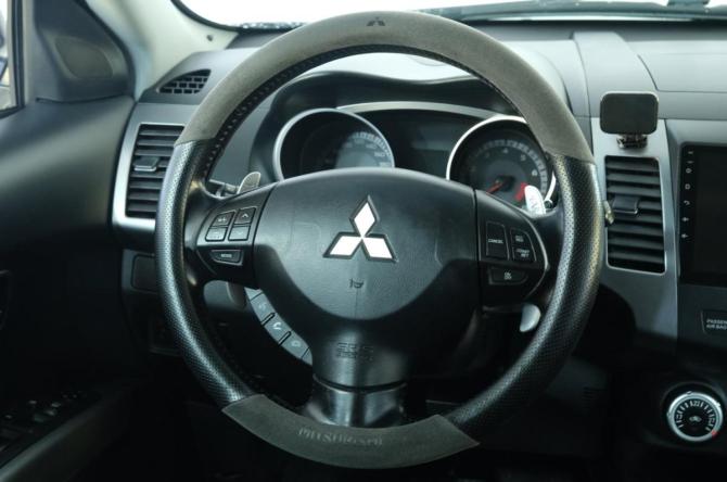 Mitsubishi Outlander II с пробегом 2007 года, цена 1 099 000 рублей, 223500 км, внедорожник, Автокод Объявления