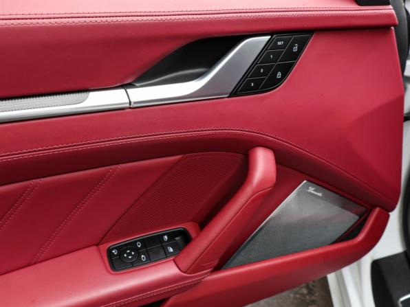Porsche 911 VIII (992) с пробегом 2023 года, цена 24 850 000 рублей, 6250 км, купе, Автокод Объявления