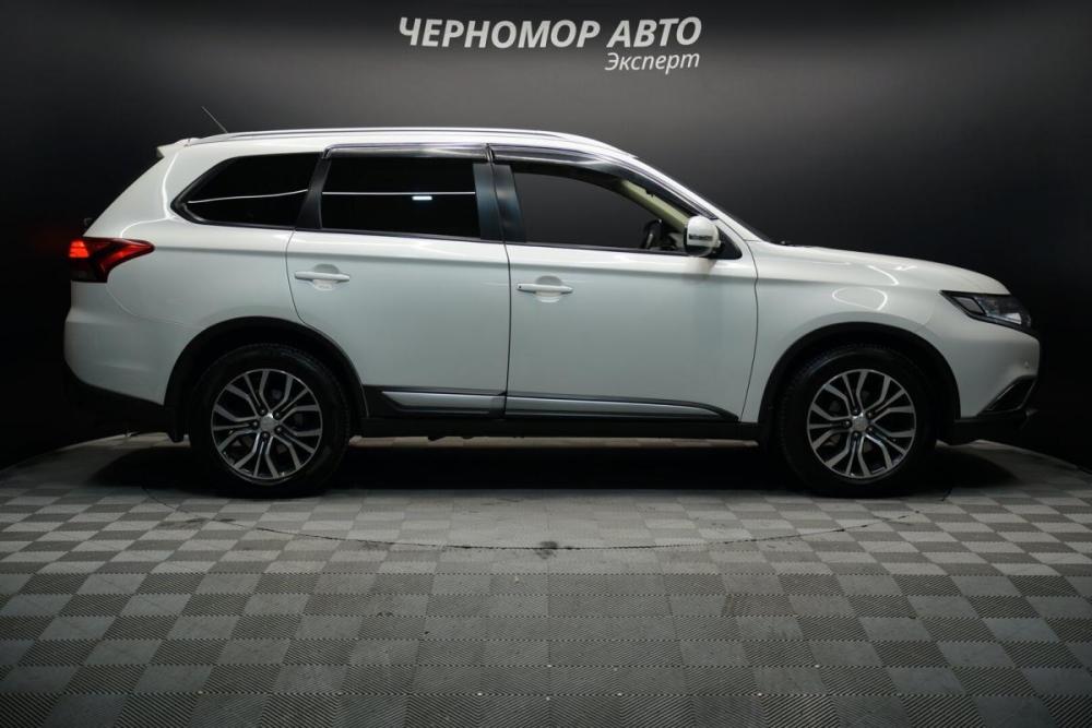 Mitsubishi Outlander III Рестайлинг 2 Крым  - изображение 6
