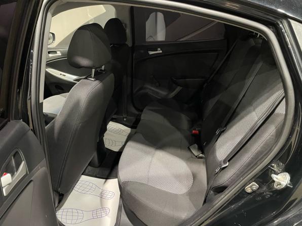 Hyundai Solaris I с пробегом 2013 года, цена 750 000 рублей, 179000 км, седан, Автокод Объявления