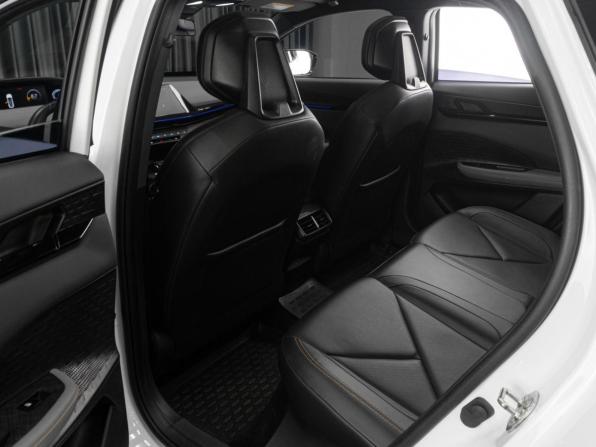 Changan UNI-V I с пробегом 2023 года, цена 2 099 000 рублей, 82914 км, лифтбек, Автокод Объявления