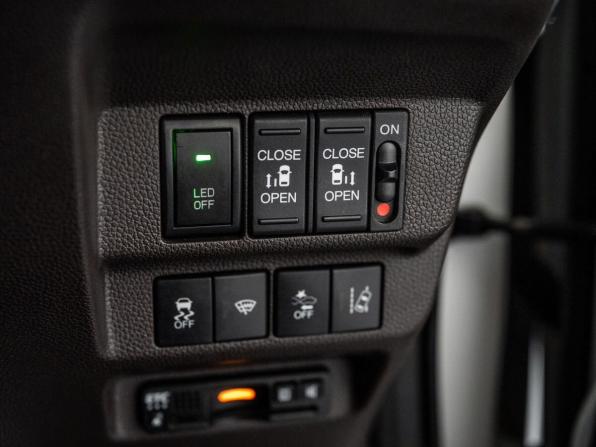 Honda Freed II Рестайлинг с пробегом 2021 года, цена 1 700 000 рублей, 71799 км, компактвэн, Автокод Объявления