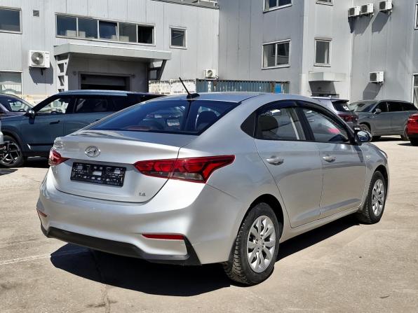 Hyundai Solaris II с пробегом 2019 года, цена 1 349 000 рублей, 123723 км, седан, Автокод Объявления