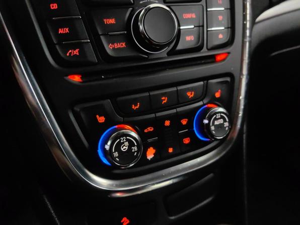 Opel Mokka I с пробегом 2013 года, цена 899 000 рублей, 231000 км, внедорожник, Автокод Объявления