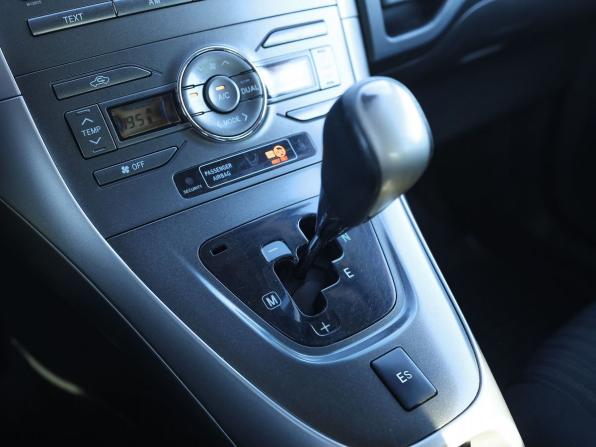 Toyota Auris I с пробегом 2008 года, цена 699 000 рублей, 133218 км, хэтчбек, Автокод Объявления