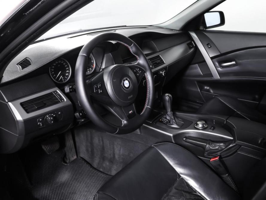 BMW 5 серии V (E60/E61) Москва  - изображение 16