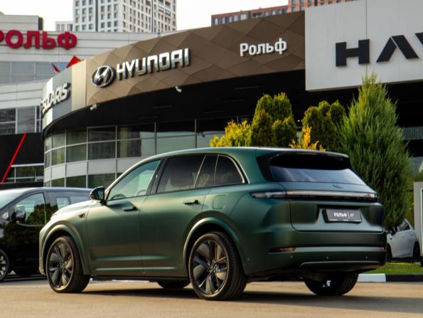 Li Auto (Lixiang) L7 I Рестайлинг с пробегом 2024 года, цена 6 348 000 рублей, 35899 км, внедорожник, Автокод Объявления