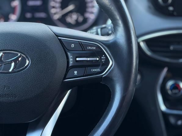 Hyundai Santa Fe IV с пробегом 2018 года, цена 2 999 000 рублей, 111117 км, внедорожник, Автокод Объявления