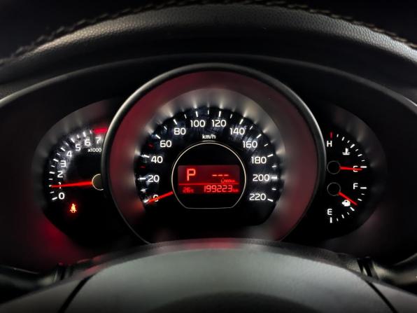 Kia Soul II Рестайлинг с пробегом 2017 года, цена 1 200 000 рублей, 199220 км, хэтчбек, Автокод Объявления