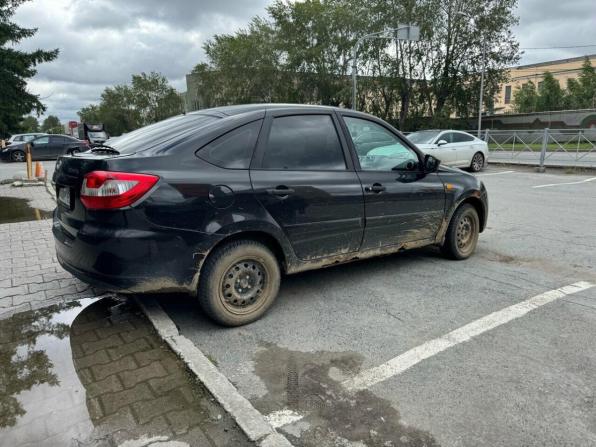 Lada (ВАЗ) Granta I с пробегом 2015 года, цена 350 000 рублей, 134485 км, лифтбек, Автокод Объявления