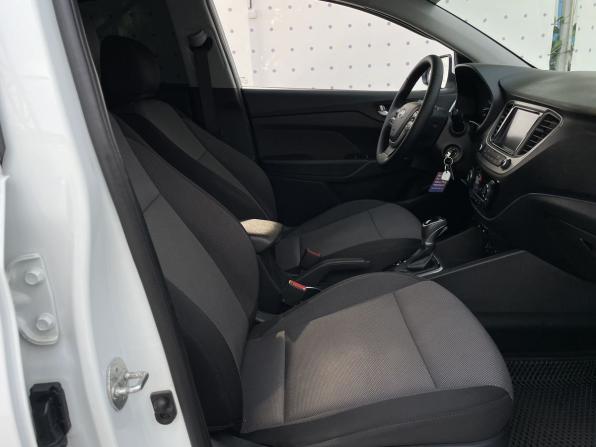 Hyundai Solaris II с пробегом 2017 года, цена 1 130 000 рублей, 186805 км, седан, Автокод Объявления