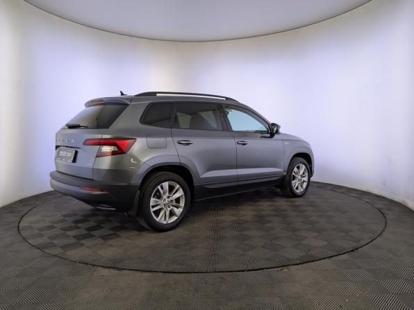 Skoda Karoq I с пробегом 2022 года, цена 2 825 000 рублей, 75528 км, внедорожник, Автокод Объявления