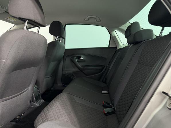 Volkswagen Polo V Рестайлинг с пробегом 2018 года, цена 1 590 000 рублей, 81682 км, седан, Автокод Объявления