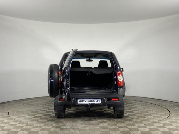 Chevrolet Niva I Рестайлинг с пробегом 2015 года, цена 609 000 рублей, 141910 км, внедорожник, Автокод Объявления