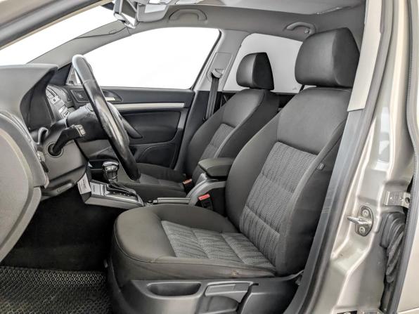 Skoda Octavia II (A5) Рестайлинг с пробегом 2012 года, цена 1 000 000 рублей, 125854 км, универсал, Автокод Объявления