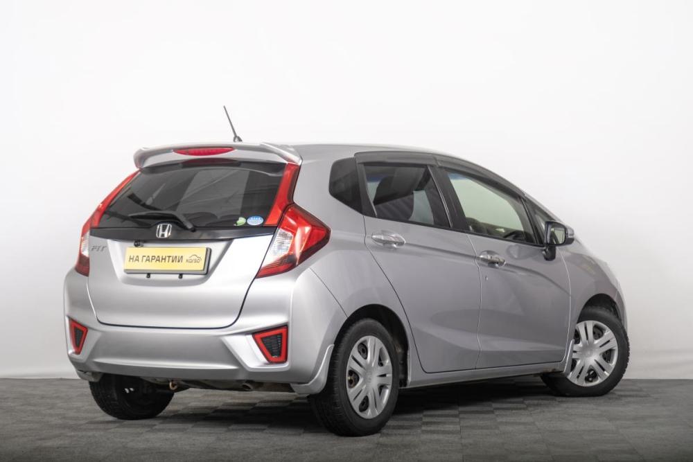 Honda Fit III Рестайлинг Томск  - изображение 7