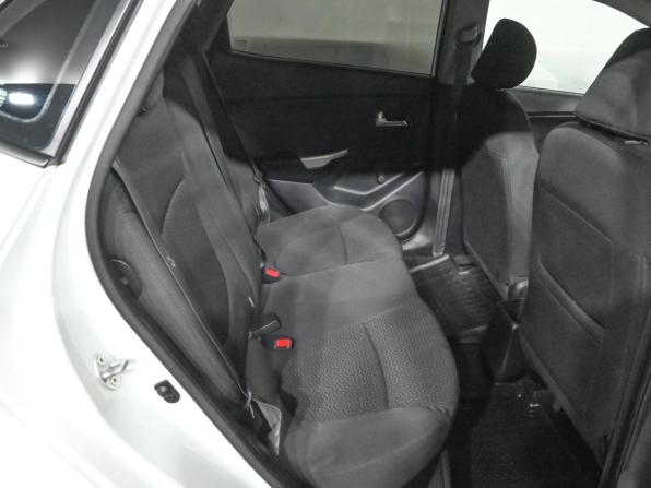 Kia Rio III с пробегом 2013 года, цена 850 000 рублей, 147466 км, хэтчбек, Автокод Объявления