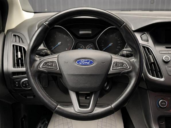 Ford Focus III Рестайлинг с пробегом 2015 года, цена 1 137 000 рублей, 110725 км, хэтчбек, Автокод Объявления