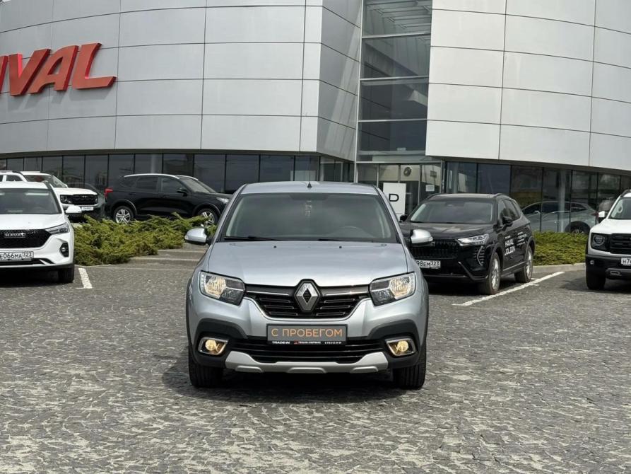 Renault Logan II Рестайлинг Крым  - изображение 2