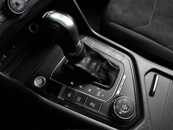 Volkswagen Tiguan II с пробегом 2017 года, цена 2 274 000 рублей, 151853 км, внедорожник, Автокод Объявления