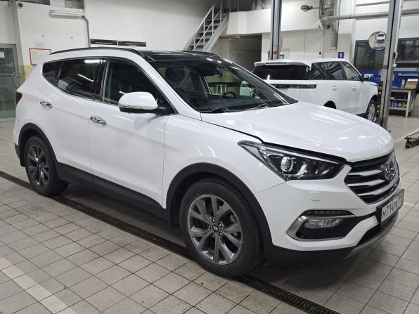 Hyundai Santa Fe III Рестайлинг с пробегом 2017 года, цена 2 295 000 рублей, 122771 км, внедорожник, Автокод Объявления