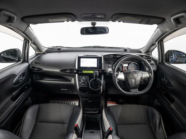 Toyota Wish II с пробегом 2011 года, цена 1 200 000 рублей, 209359 км, минивэн, Автокод Объявления