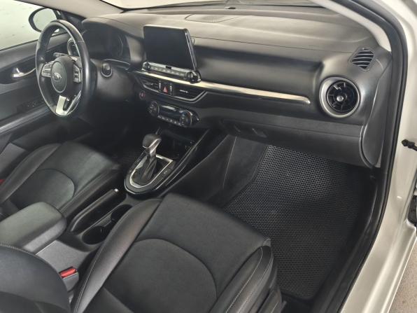 Kia Cerato IV с пробегом 2021 года, цена 1 720 000 рублей, 43600 км, седан, Автокод Объявления