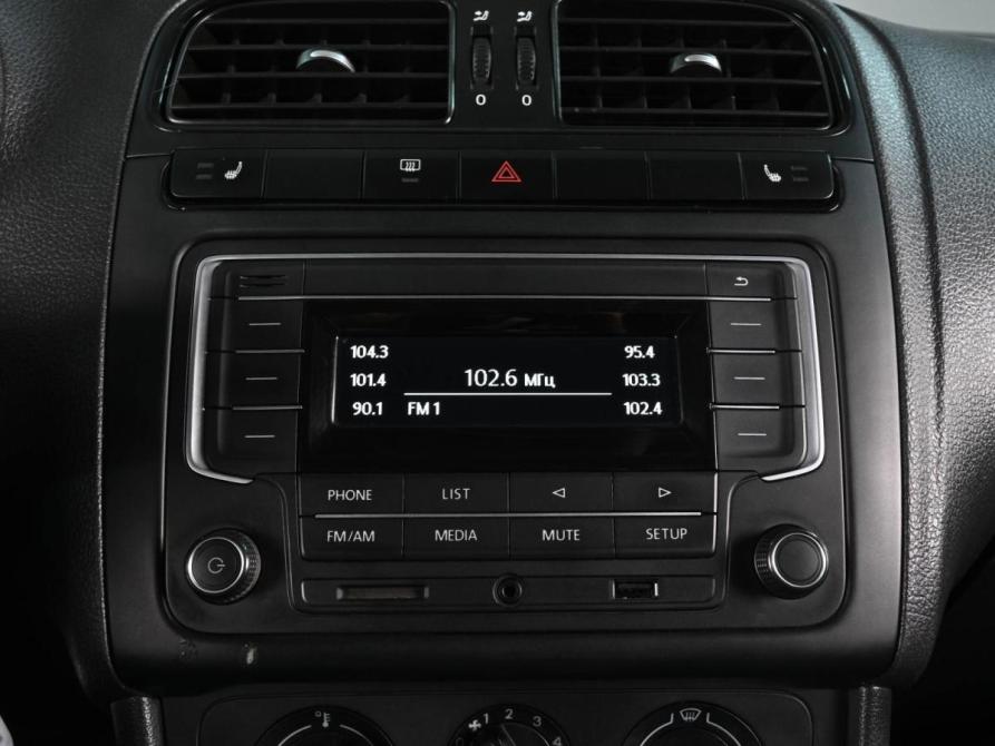 Volkswagen Polo V Рестайлинг Ростов-на-Дону  - изображение 12