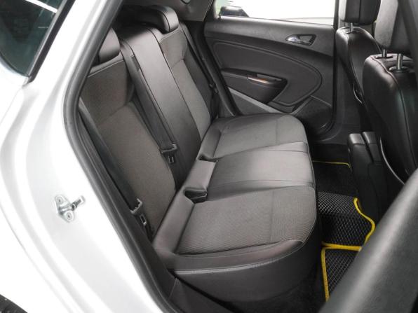 Opel Astra J с пробегом 2011 года, цена 729 000 рублей, 177949 км, хэтчбек, Автокод Объявления
