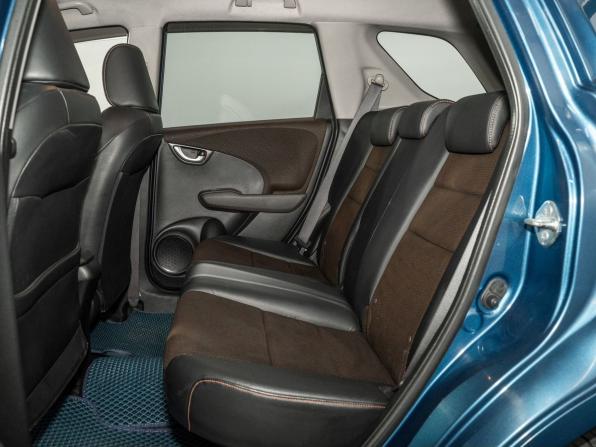 Honda Fit Shuttle I с пробегом 2012 года, цена 850 500 рублей, 223284 км, универсал, Автокод Объявления