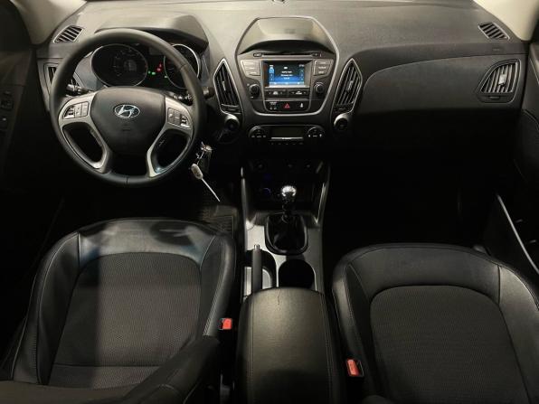 Hyundai ix35 I Рестайлинг с пробегом 2013 года, цена 1 390 000 рублей, 111311 км, внедорожник, Автокод Объявления