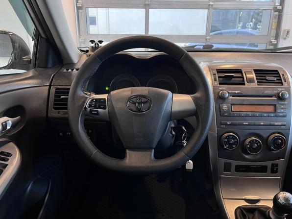 Toyota Corolla X (E140 E150) Рестайлинг с пробегом 2011 года, цена 680 000 рублей, 374920 км, седан, Автокод Объявления