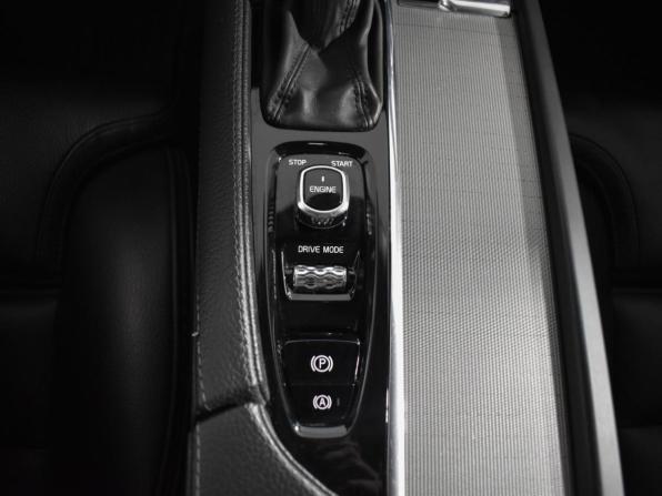 Volvo V90 Cross Country I с пробегом 2017 года, цена 2 990 000 рублей, 189447 км, универсал, Автокод Объявления