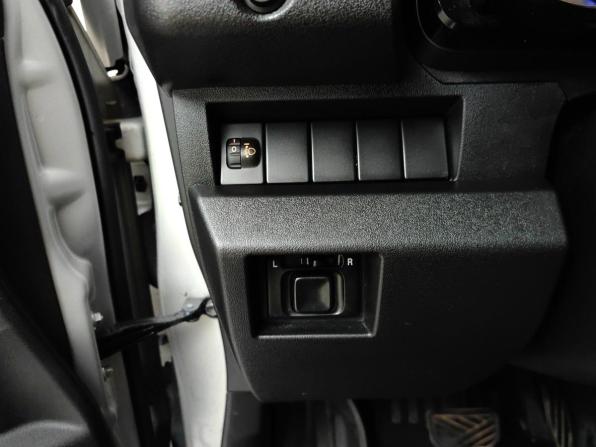 Suzuki Jimny IV с пробегом 2020 года, цена 2 090 000 рублей, 150831 км, внедорожник, Автокод Объявления