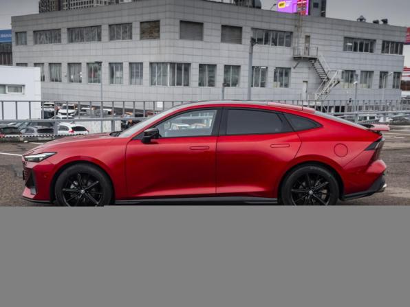 Changan UNI-V I с пробегом 2023 года, цена 2 389 000 рублей, 25558 км, лифтбек, Автокод Объявления