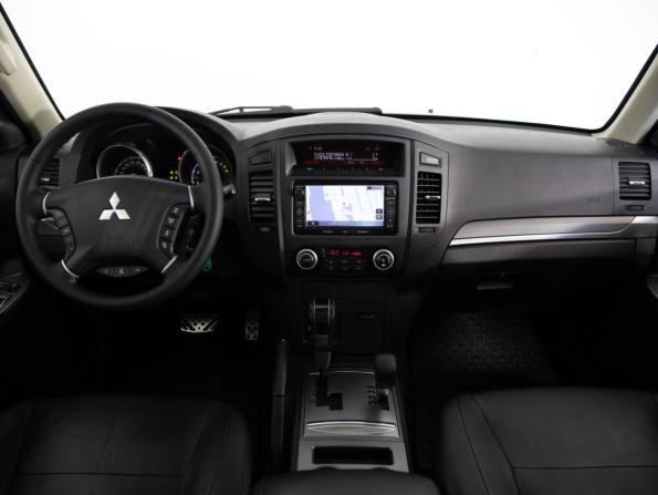 Mitsubishi Pajero IV Рестайлинг 1 с пробегом 2012 года, цена 2 099 000 рублей, 198618 км, внедорожник, Автокод Объявления
