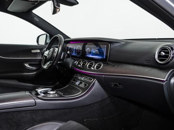 Mercedes-Benz E-Класс V (W213 S213 C238) с пробегом 2018 года, цена 3 530 000 рублей, 79032 км, седан, Автокод Объявления