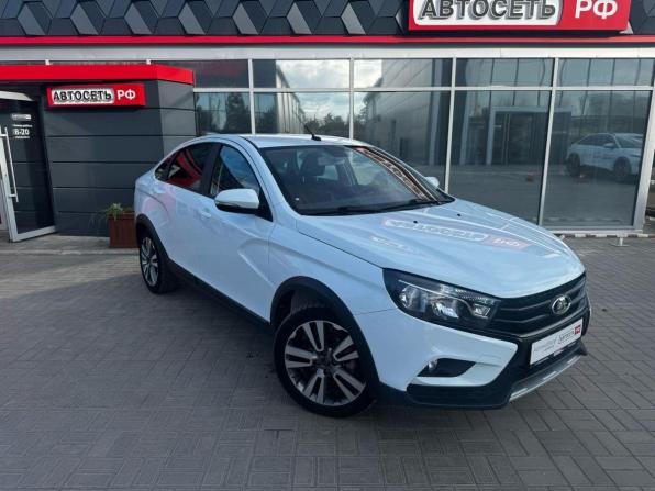 Lada (ВАЗ) Vesta I с пробегом 2018 года, цена 949 900 рублей, 95730 км, седан, Автокод Объявления