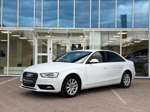 Audi A4 IV (B8) Рестайлинг с пробегом 2012 года, цена 1 215 000 рублей, 210458 км, седан, Автокод Объявления