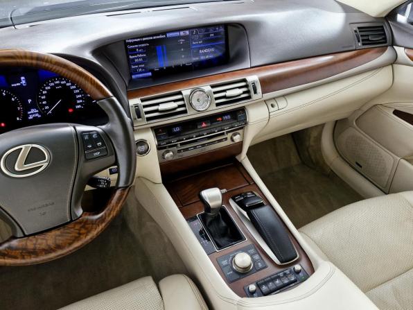 Lexus LS IV Рестайлинг 2 с пробегом 2012 года, цена 2 469 000 рублей, 214123 км, седан, Автокод Объявления