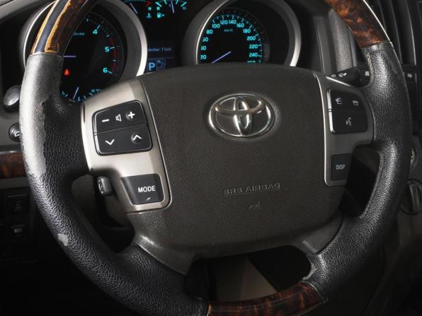 Toyota Land Cruiser 200 Series с пробегом 2010 года, цена 3 229 000 рублей, 322758 км, внедорожник, Автокод Объявления