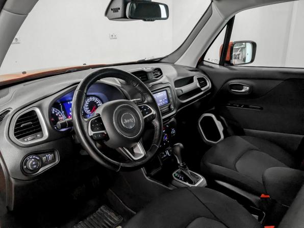 Jeep Renegade I Рестайлинг с пробегом 2019 года, цена 1 765 000 рублей, 107735 км, внедорожник, Автокод Объявления